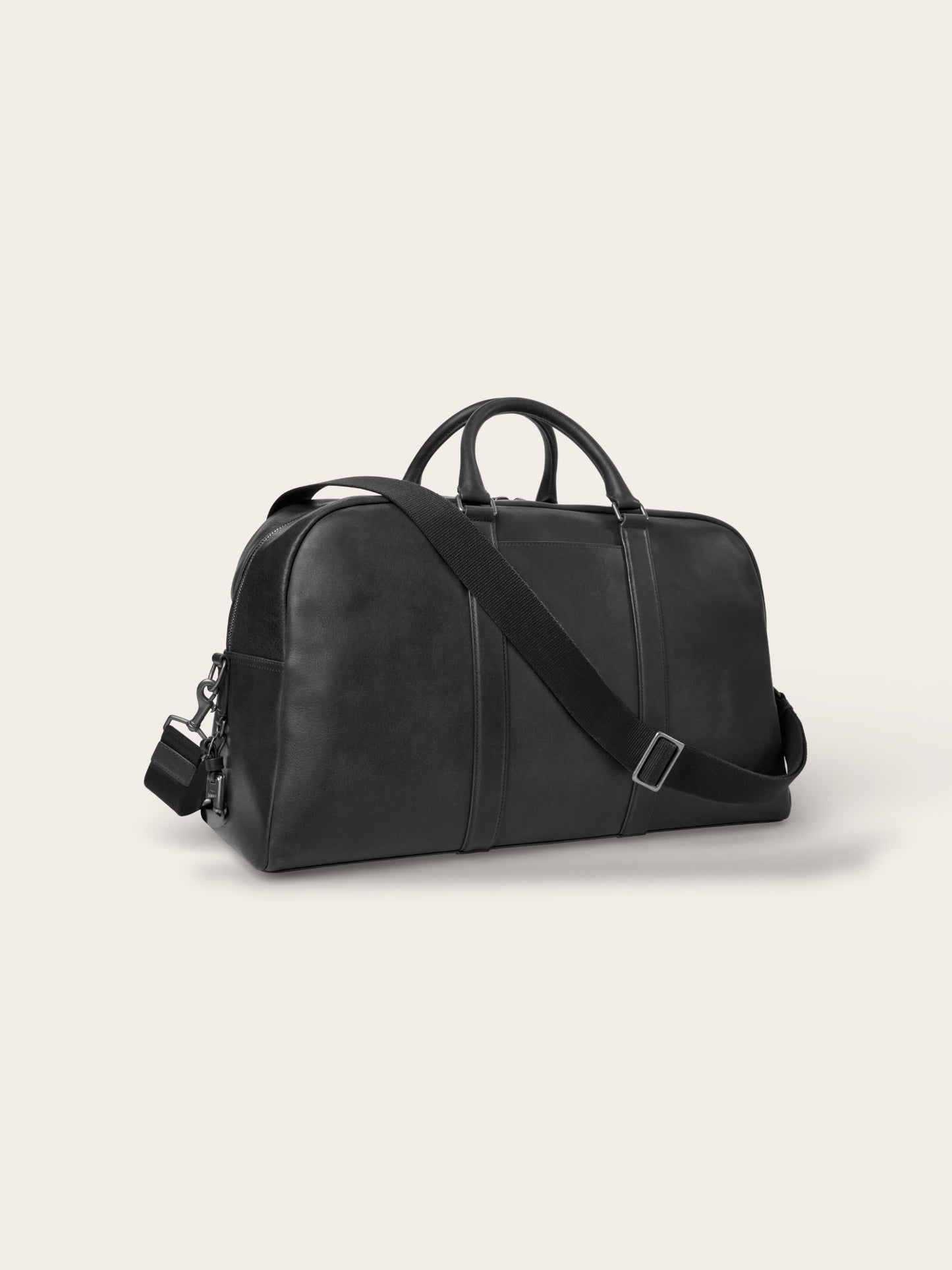 Leather Duffle Bag in Black — Premium Full-Grain Travel Carryall